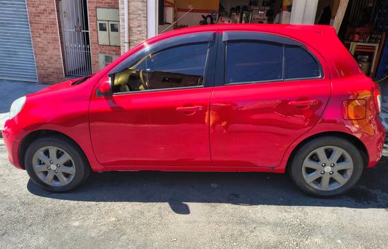 NISSAN MARCH 1.6 SV 16V FLEX 4P MANUAL